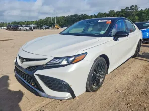Toyota Camry 2.5L 4 2023