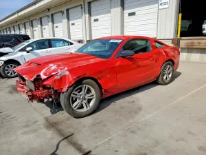 Ford Mustang 3.7L 6 2014