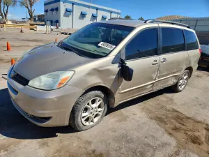 Toyota Sienna 3.3L 6 2004