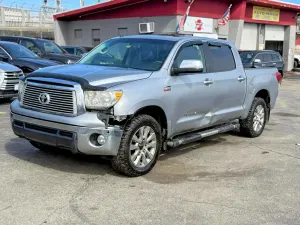 Toyota Tundra 5.7L 8 2012