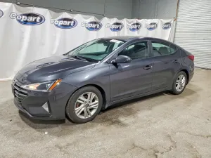 Hyundai Elantra 2.0L 4 2020