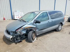 Toyota Sienna 3.0L 6 1999