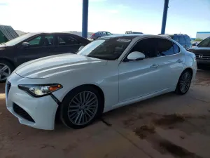 Alfa Romeo Giulia 2.0L 4 2017