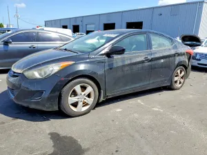 Hyundai Elantra 1.8L 4 2013