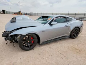 Ford Mustang 5.0L 8 2024