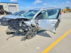 Nissan Rogue 2.5L 4 2020