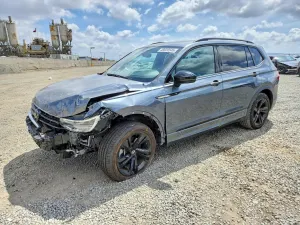 Volkswagen Tiguan 2.0L 4 2024