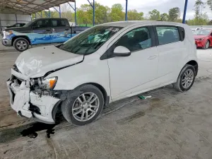 Chevrolet Aveo (Sonic) 1.8L 4 2015