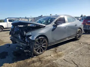 Mazda 3 2.5L 4 2022