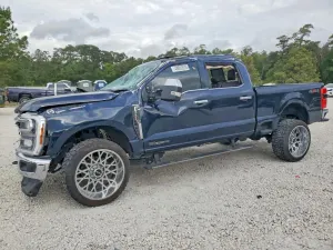Ford F-250 6.7L 8 2025