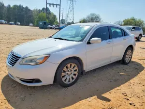 Chrysler 200 2.4L 4 2014