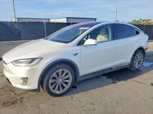 Tesla Model X 2016