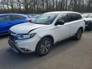 Mitsubishi Outlander 2.4L 4 2019