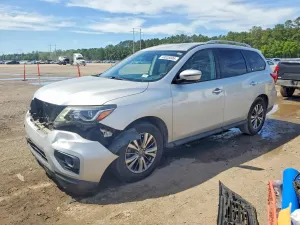 Nissan Pathfinder 3.5L 6 2019