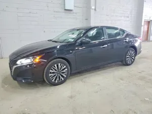 Nissan Altima 2.5L 4 2024