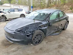 Tesla Model 3 2025