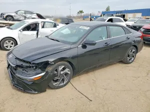 Hyundai Elantra 2.0L 4 2025