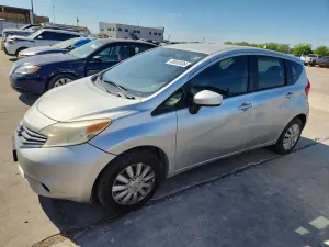 Nissan Versa 1.6L 4 2015