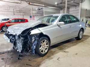 Mercedes-Benz E 3.2L 6 2004