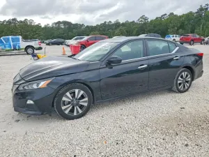Nissan Altima 2.5L 4 2022