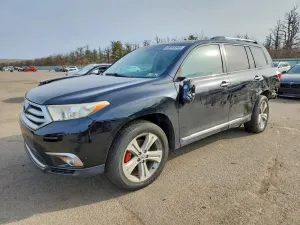 Toyota Highlander 3.5L 6 2013