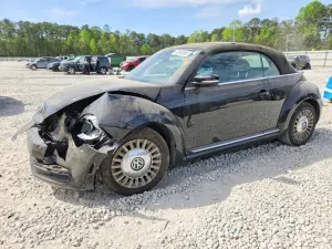 Volkswagen Beetle 2.5L 5 2013