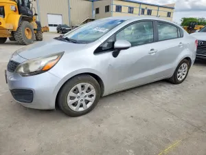 Kia Rio 1.6L 4 2013