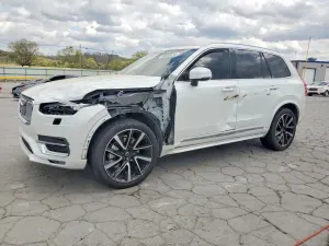 Volvo XC90 2.0L 4 2024