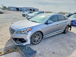 Hyundai Sonata 2.0L 4 2015
