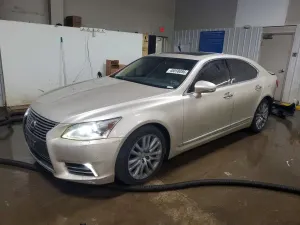 Lexus LS 4.6L 8 2013