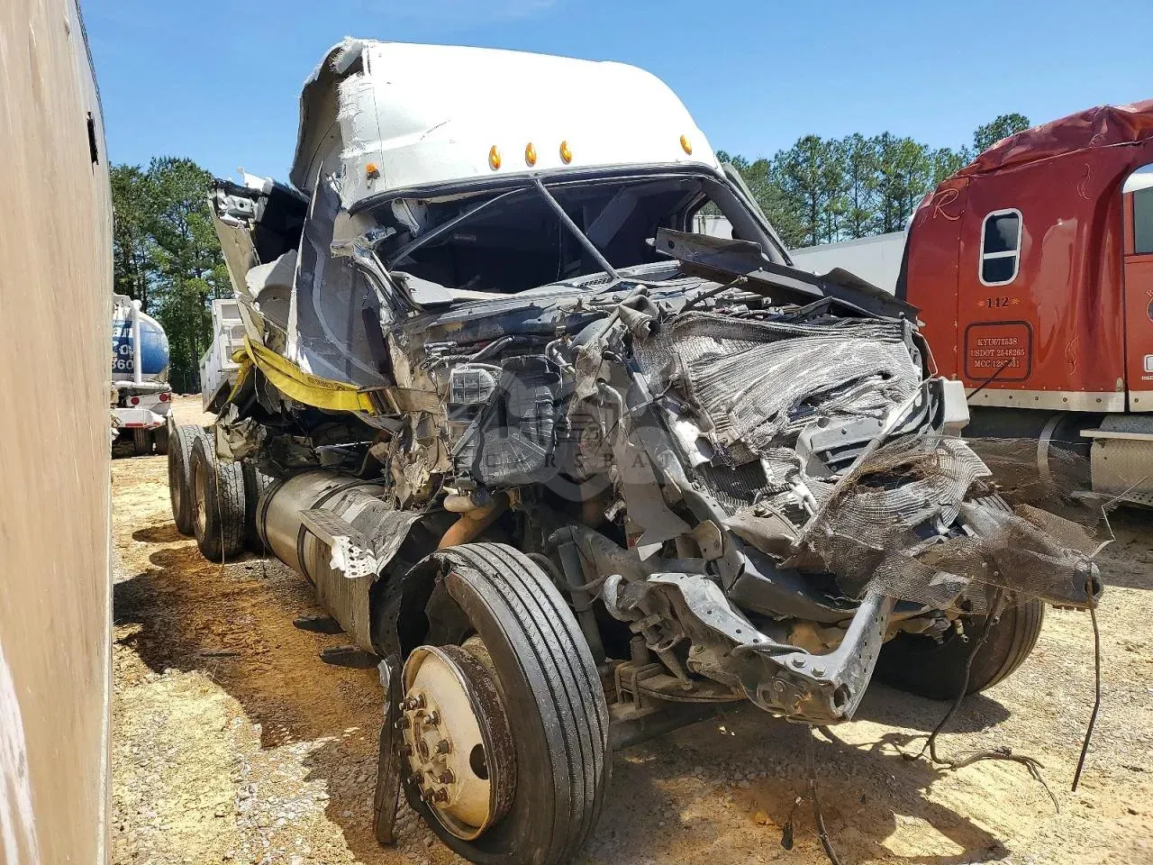 Freightliner Cascadia 14.9L 6 2015