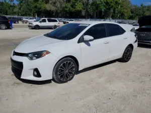 Toyota Corolla 1.8L 4 2015