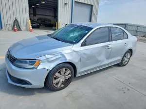 Volkswagen Jetta 2.0L 4 2013