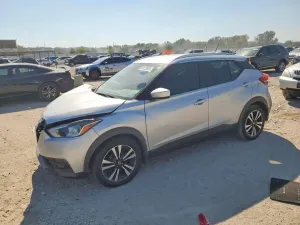 Nissan Kicks 1.6L 4 2020