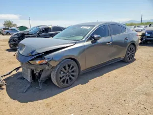 Mazda 3 2.5L 4 2024