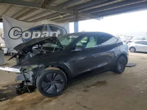 Tesla Model Y 2026