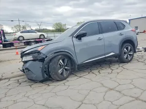 Nissan Rogue 2.5L 4 2021