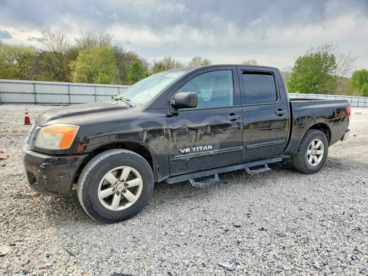 Nissan Titan 5.6L 8 2012