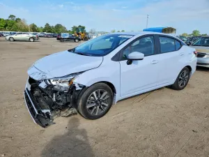 Nissan Versa 1.6L 4 2025