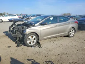Hyundai Elantra 1.8L 4 2013