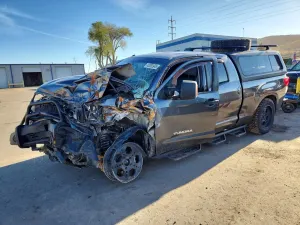 Toyota Tundra 5.7L 8 2012