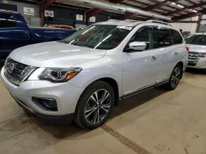 Nissan Pathfinder 3.5L 6 2017