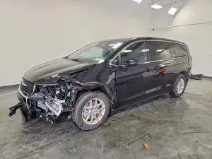 Chrysler Pacifica 3.6L 6 2025