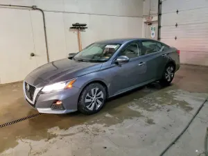 Nissan Altima 2.5L 4 2019