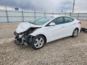 Hyundai Elantra 1.8L 4 2013