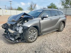 Toyota Highlander 2.4L 4 2025