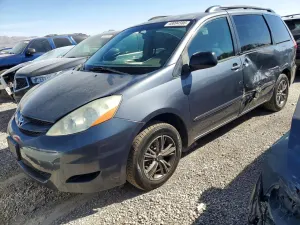 Toyota Sienna 3.3L 6 2006