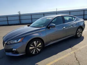 Nissan Altima 2.5L 4 2019
