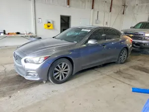 Infiniti Q50 2.0L 4 2016