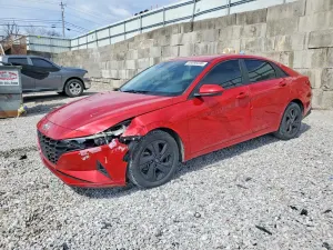 Hyundai Elantra 2.0L 4 2021